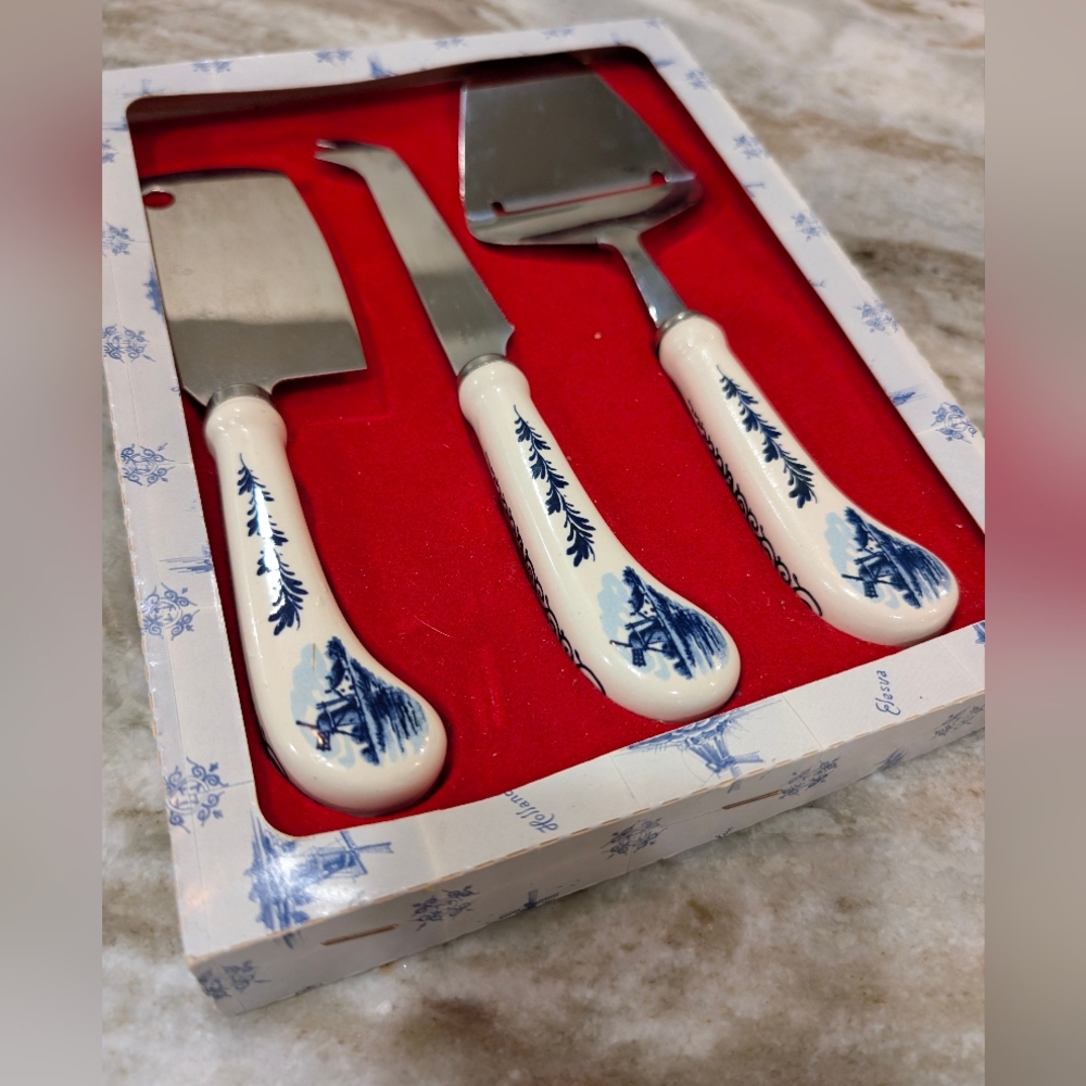 Delft Blue Amsterdam Holland Elesva Windmill Porcelain handle Set
